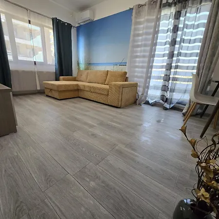 Seabreeze Large Family - Prima Linie Private Parking